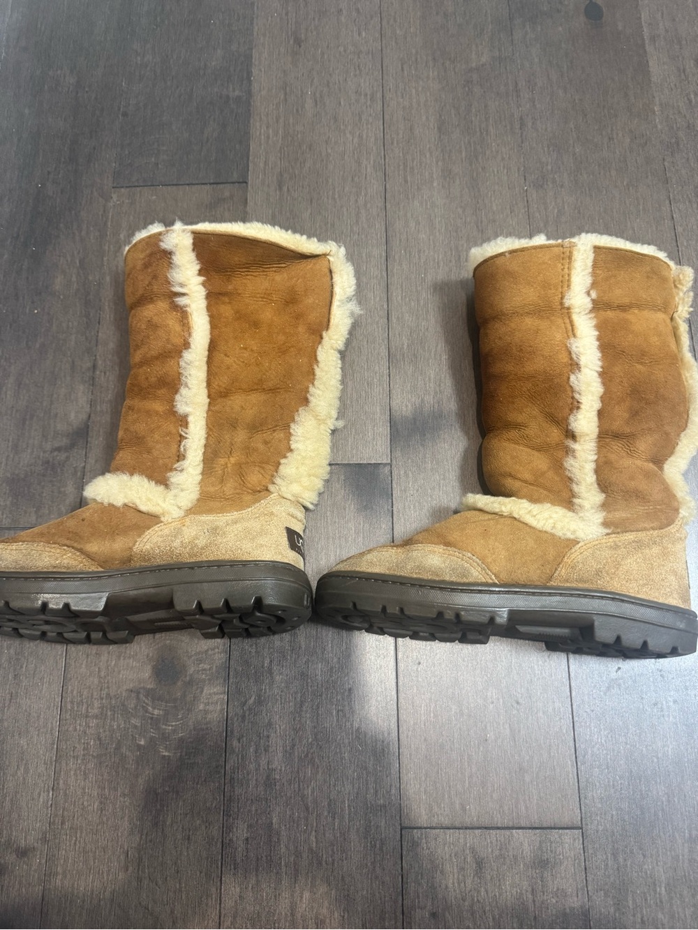UGG Australia Sundance II Chestnut Sheepskin Boots Women’s Size 6 - Picture 11 of 11